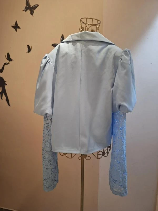 Blazer court bleu clair et dentelle - Made in italy – photo 3